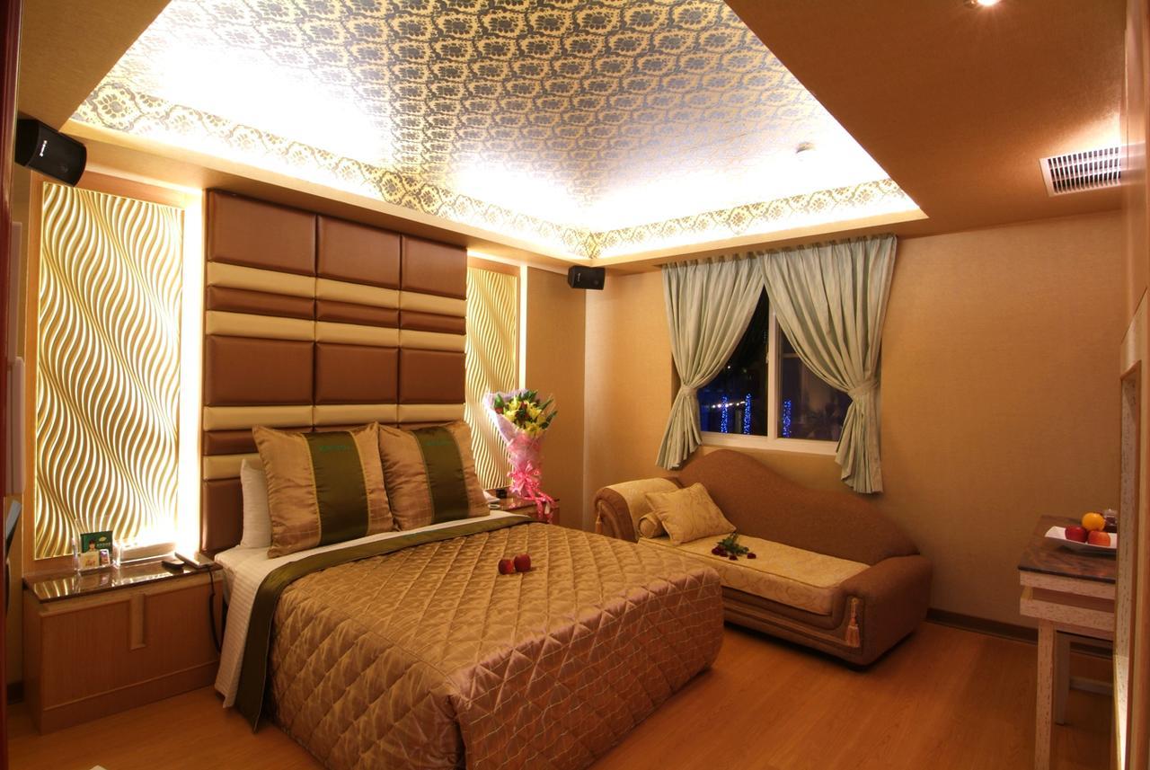 Cai-Lai Motel Yangmei Экстерьер фото
